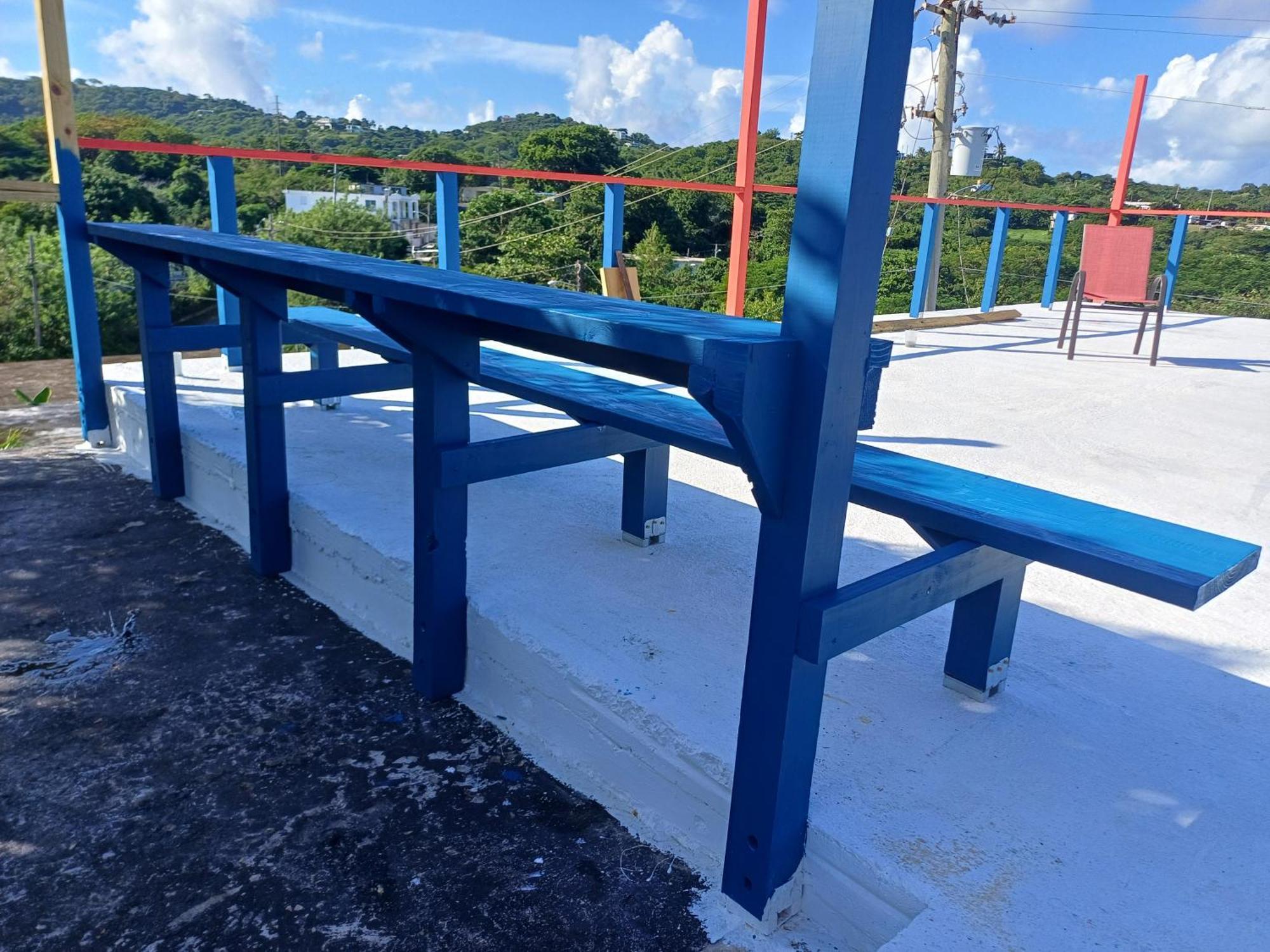 Rooster Run Glamping Camping Has Rooftop And Off The Ground Glamping Experience For 1 To 16 In A Single Tent And Views Of The Rain Forrest And To Culebra Across The Atlantic Ocean W Tents, Linens, Deluxe Air Beds, Warm Shower And More At A Great Pric Vieques Zewnętrze zdjęcie