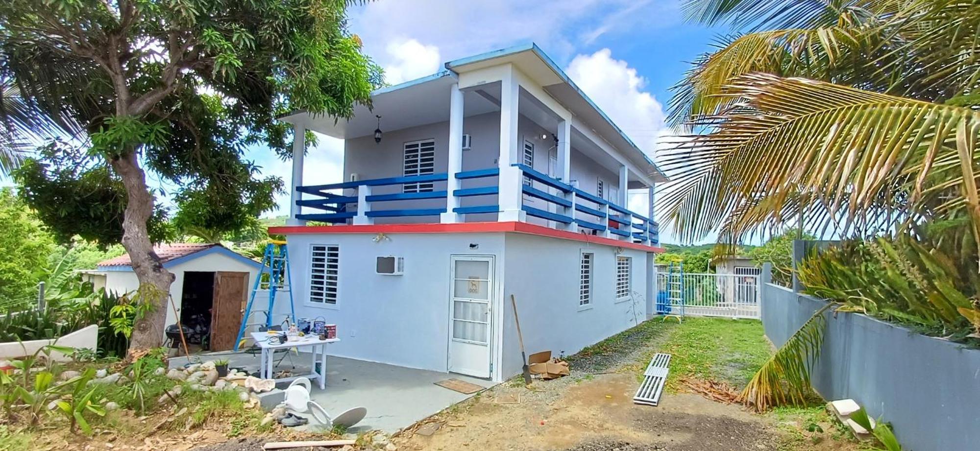 Rooster Run Glamping Camping Has Rooftop And Off The Ground Glamping Experience For 1 To 16 In A Single Tent And Views Of The Rain Forrest And To Culebra Across The Atlantic Ocean W Tents, Linens, Deluxe Air Beds, Warm Shower And More At A Great Pric Vieques Zewnętrze zdjęcie