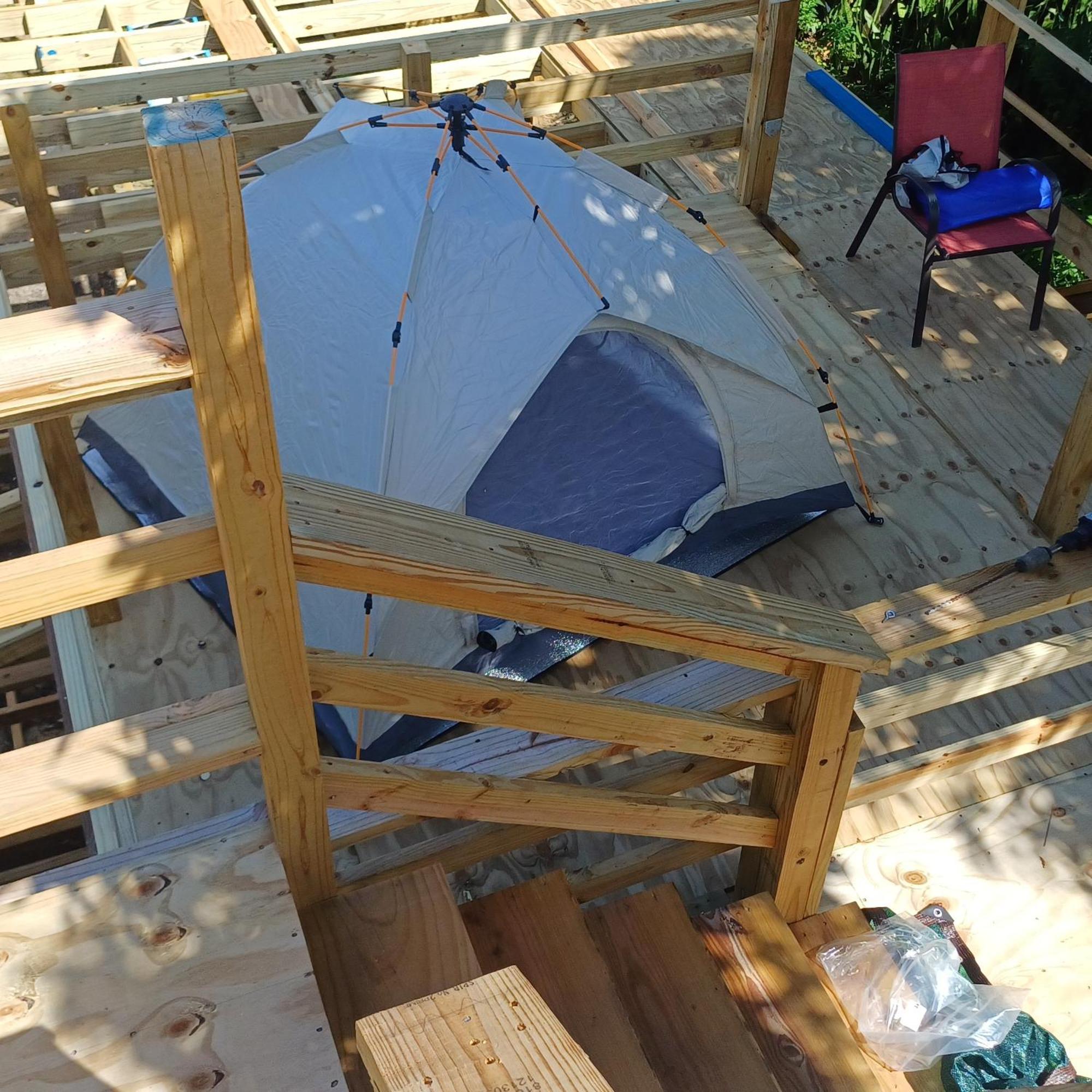 Rooster Run Glamping Camping Has Rooftop And Off The Ground Glamping Experience For 1 To 16 In A Single Tent And Views Of The Rain Forrest And To Culebra Across The Atlantic Ocean W Tents, Linens, Deluxe Air Beds, Warm Shower And More At A Great Pric Vieques Zewnętrze zdjęcie